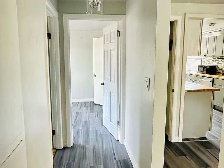 12350 11th Ave NE — Photo 10