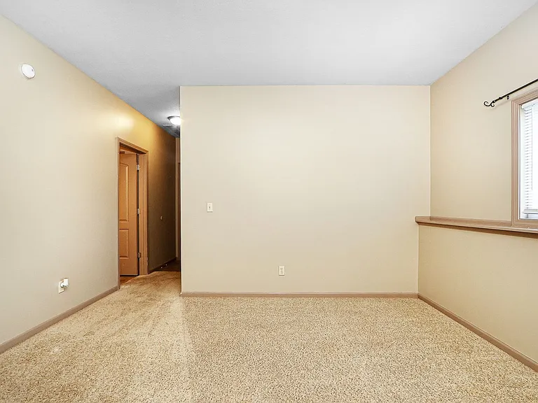 2505 Sawmill Rd — Photo 31