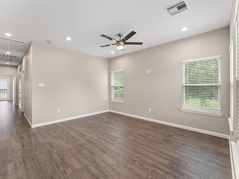 5214 Jezebel St #B — Photo 17