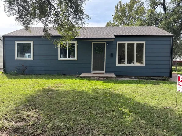 417 W 33rd St S, Wichita, KS 67217