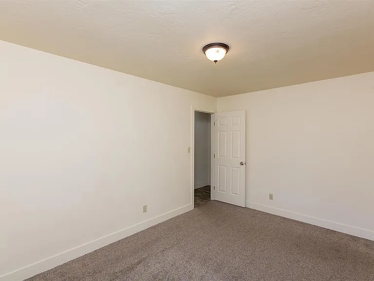 2999 Fort Garland Dr — Photo 16