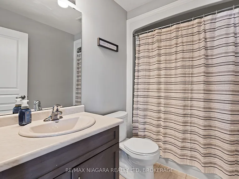 7 Riley Ave — Photo 24