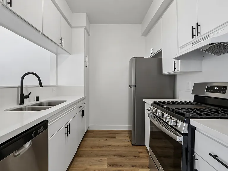 521 N Kenmore Ave #102 — Photo 7