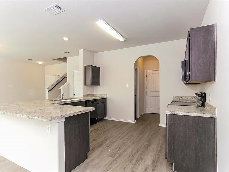 8317 Camellia Tree Ct #8317 — Photo 1