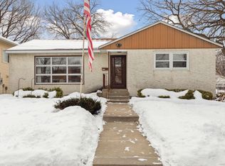 1012 Eleanor Ave, Saint Paul, MN 55102