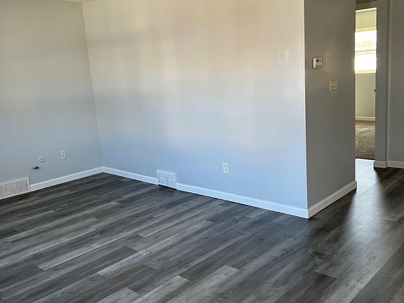4th image of 910 North St APT A