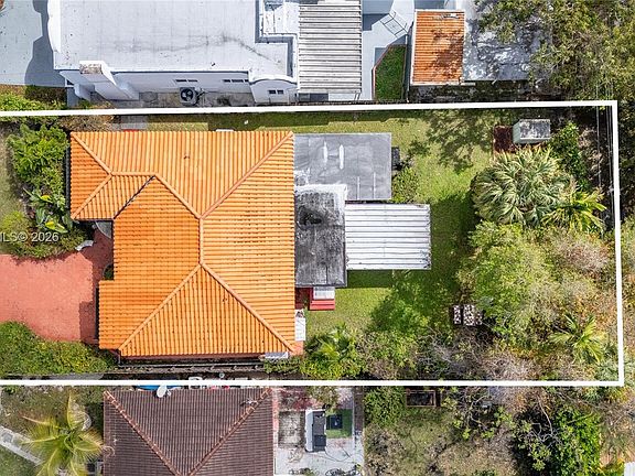 3rd image of 1780 SW 23rd St
