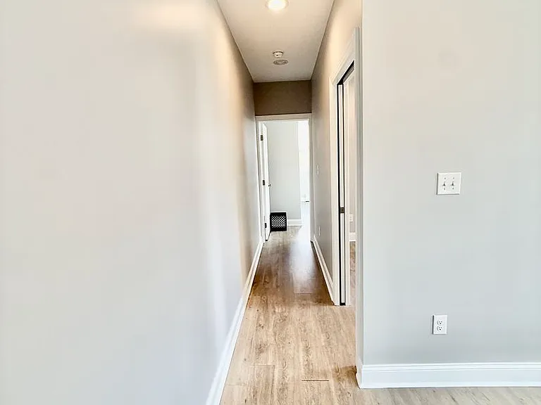 2240 S 11th St — Photo 15