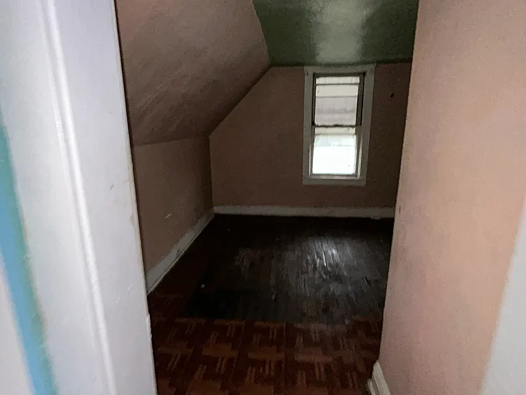 4922 Davison Ave — Photo 24