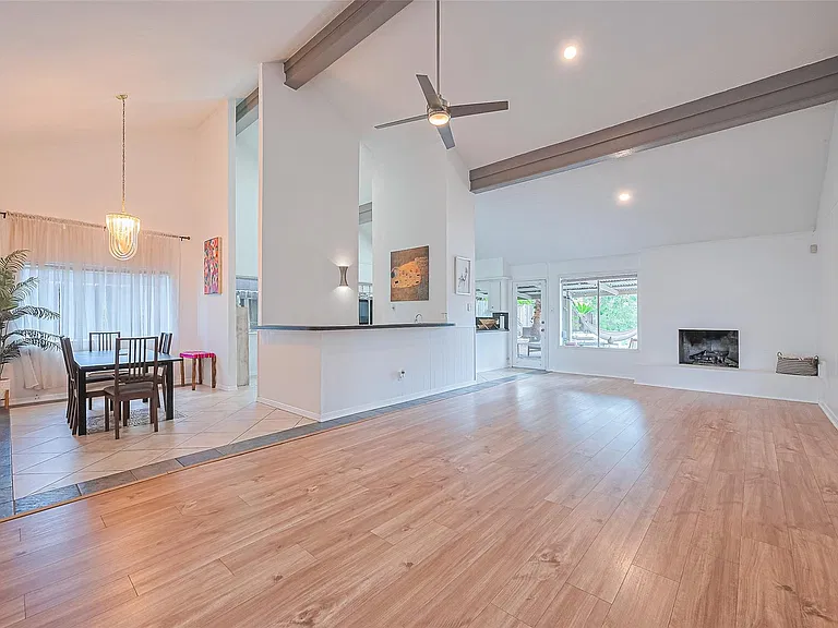 8018 Zimmermann Dr — Photo 3