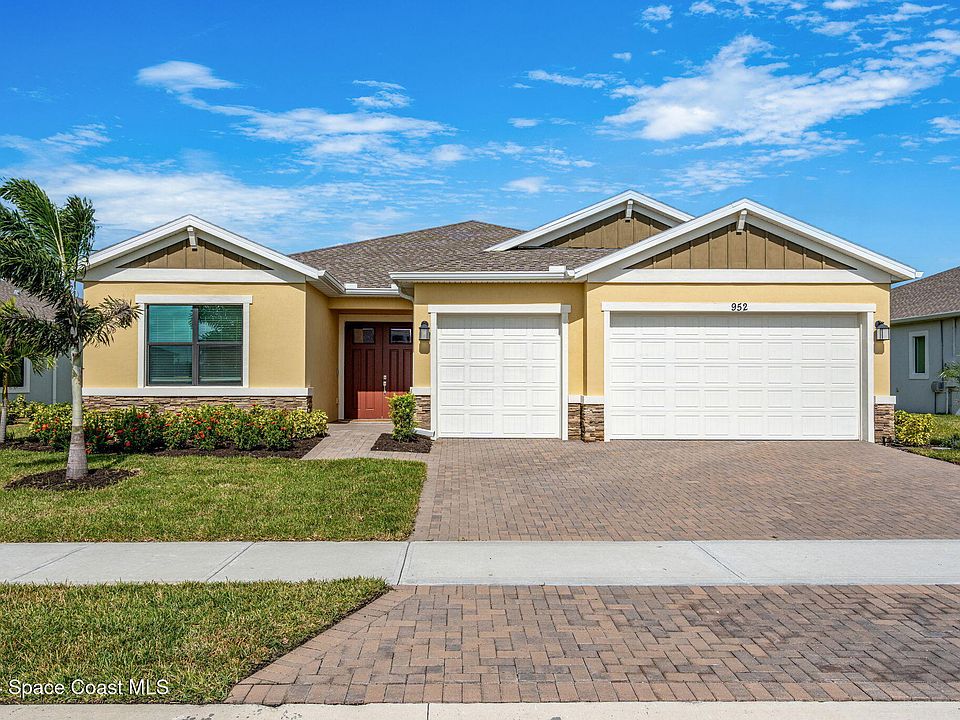 1st image of 952 Great Belt Cir