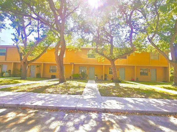 2018 S 10th Street #C, Fort Pierce, FL 34950