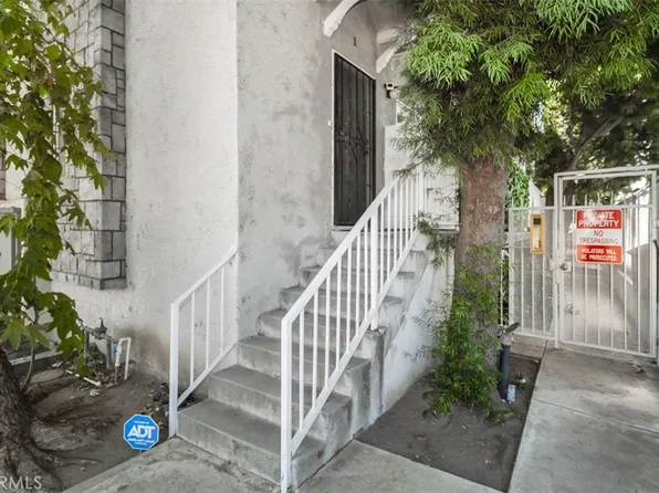 16800 Saticoy St Unit 1, Van Nuys, CA 91406