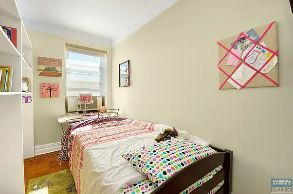 Sold by Bellmarc Realty | media 3