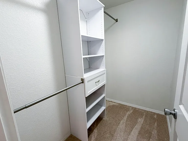 15433 Country Club Dr #E202 — Photo 9