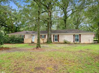 3050 Charmingdale Dr W, Mobile, AL 36618