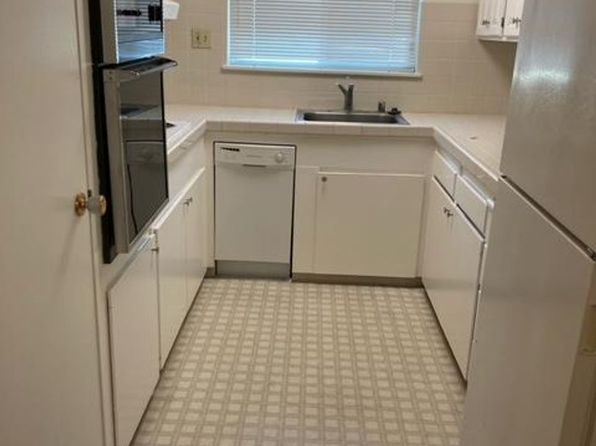 1840 Ednamary Way APT F