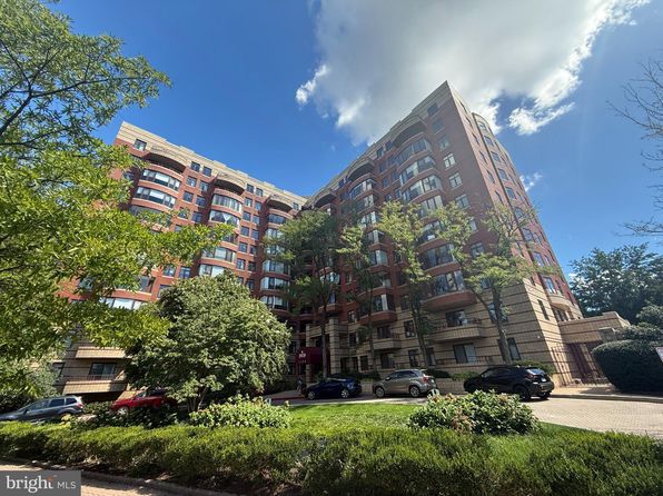 2400 N Clarendon Blvd #607