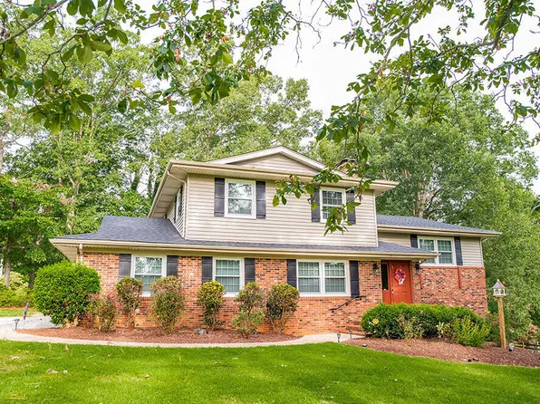 1751 Chub Lake Rd, Roxboro, NC 27574