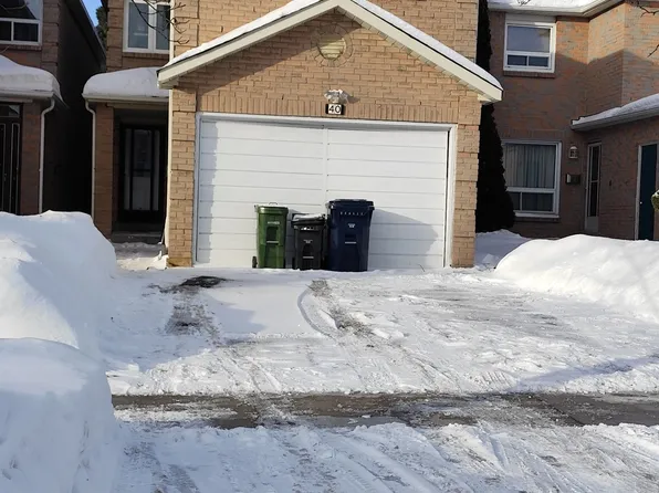 40 Whitley Castle Cres S Floor 2, Toronto, ON M1V 2P6