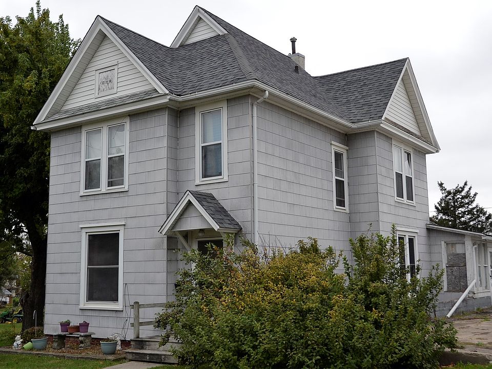 2nd image of 1117 Siegel St