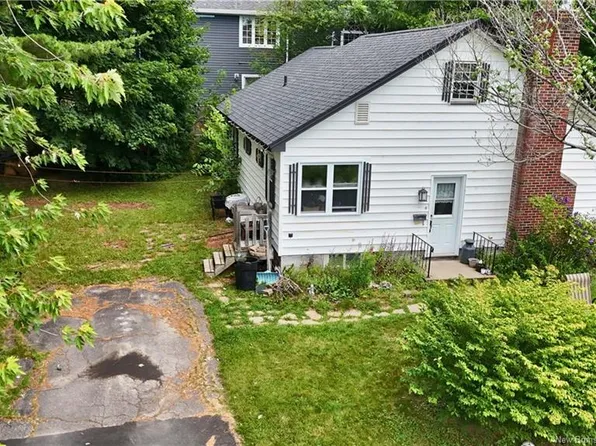 149 Wallace Ave, Fredericton, NB E3A 2J9