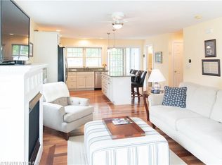 42 Walnut St APT 16, Old Orchard Beach, ME 04064