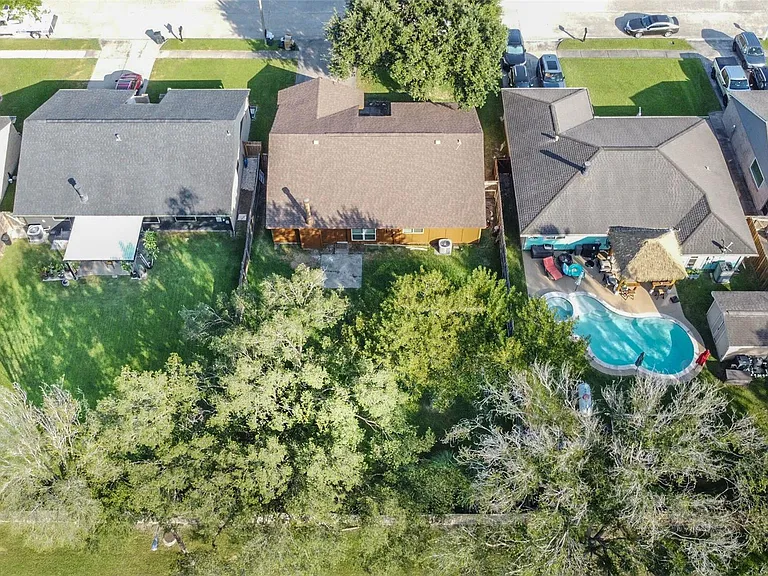 2406 Pilgrims Bend Dr — Photo 40