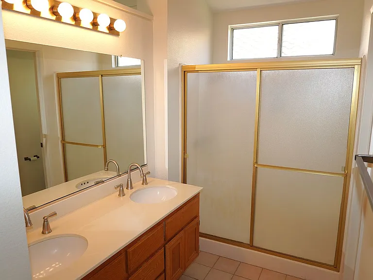 1366 Fairway Oaks Ave — Photo 20