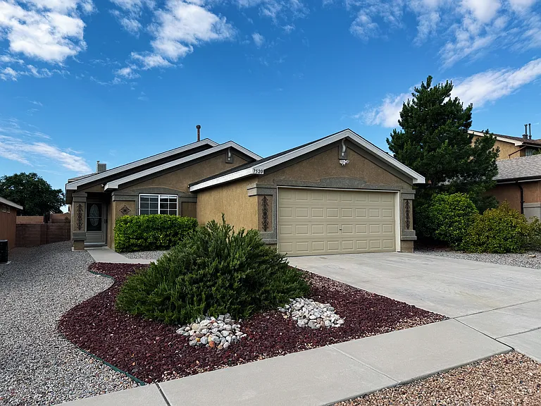 7520 Button Quail Ave NW — Photo 6