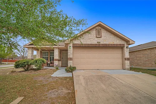 111 Lynn Crest Bnd Photo 1
