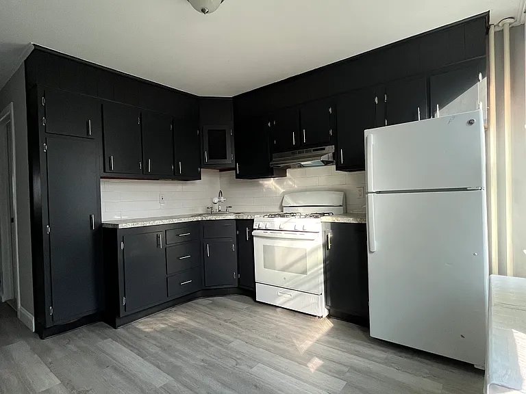 49 Neptune Ave #1 — Photo 6