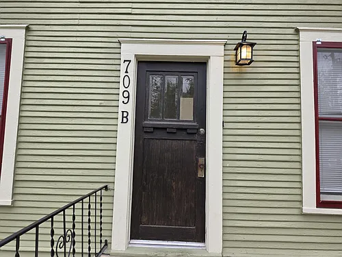 709 E 45th St #B Photo 1
