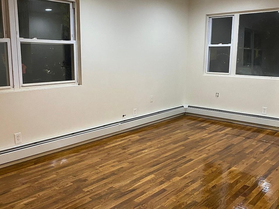1st image of 1 172nd St Floor 1