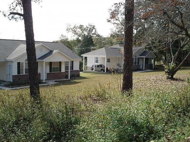 Building Photo - 2601 Hartsfield Rd
