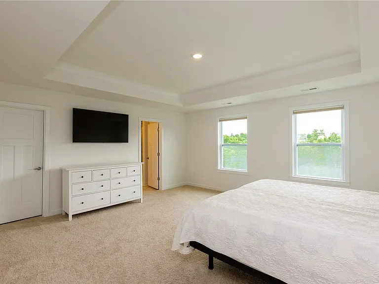 109 Mesa Dr — Photo 14