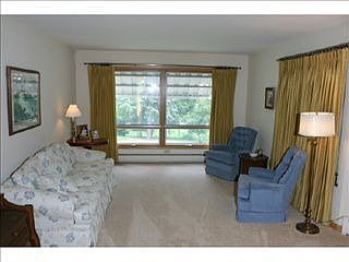3rd image of 4627 Skyline Dr
