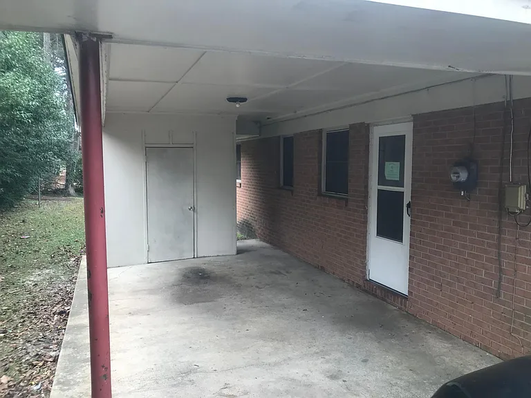 208 Wayne Ave — Photo 6