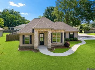 905 S Holly St, Hammond, LA 70403