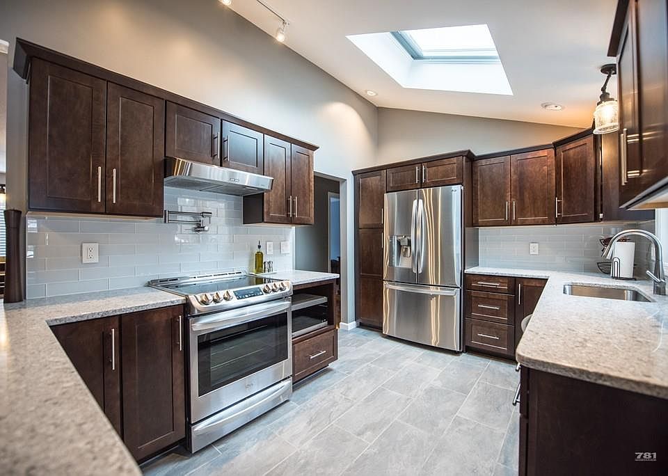 1st image of 24 Buena Vista Ave