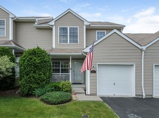 57 Sparrow Ridge Rd, Carmel, NY 10512