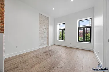 841 Willoughby Avenue, #2A