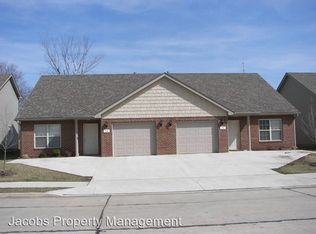 513-515 Glenstone Dr, Columbia, MO 65201