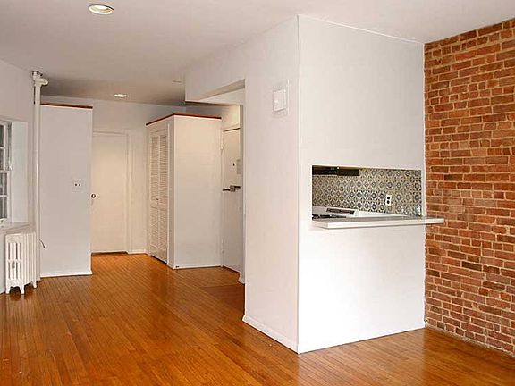 5th image of 225 E 96th St APT 2RE