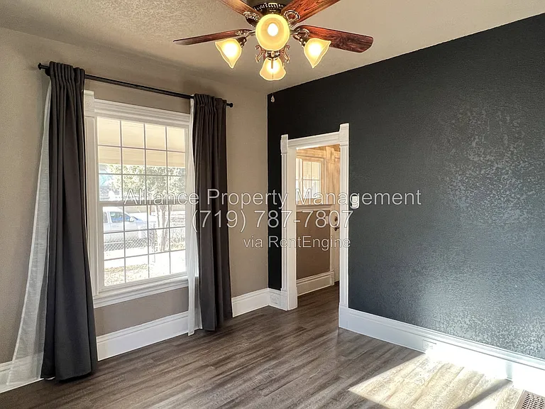 743 N Walnut St — Photo 6
