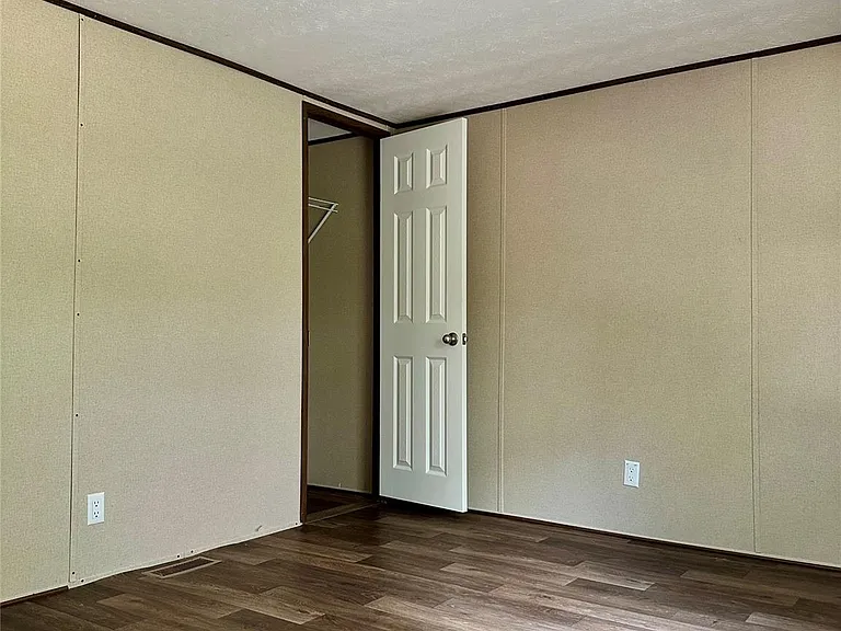104 Shoshoni Dr — Photo 17