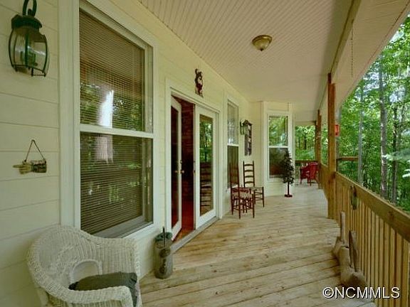 2nd image of 141 Chickadee Hollow Ln