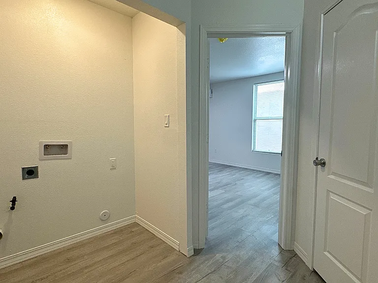 3212 Rosa Ave #D — Photo 4