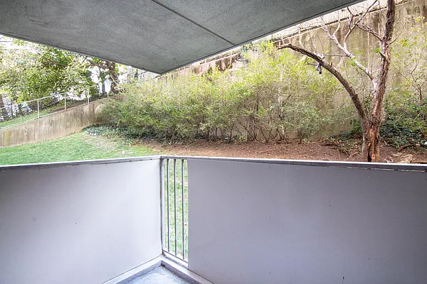 Rented by Modern Spaces | media 17