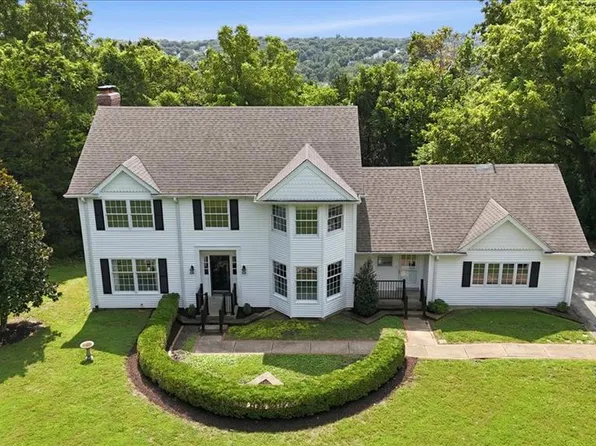 344 Steeple Ln, Chesterfield, MO 63005